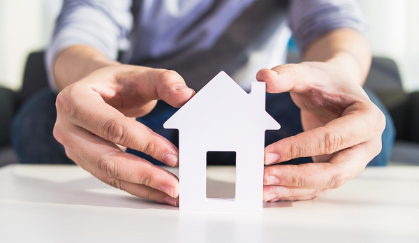 Услуги агентов по недвижимости - есть ли преимущества и в чем?